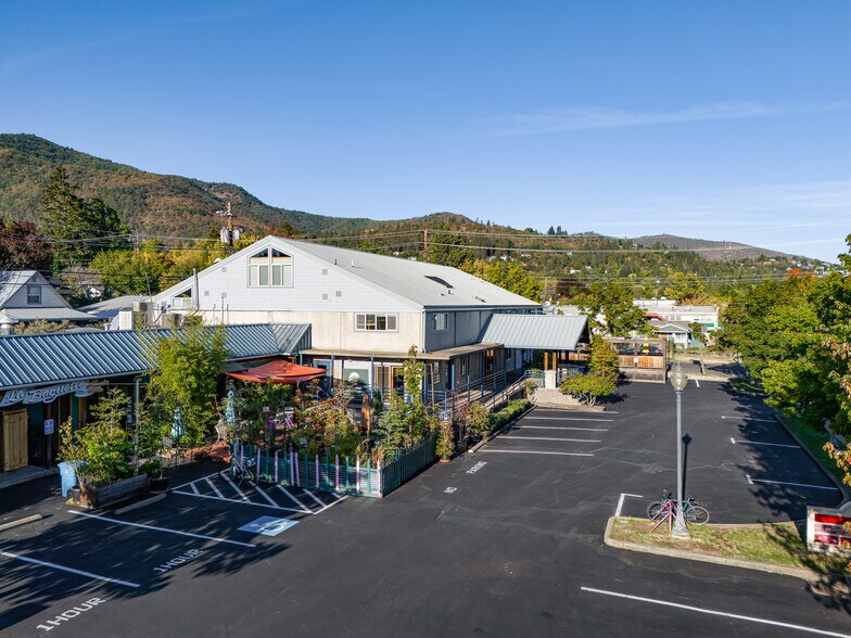 More Photos Of 340 A St, Ashland Office For Sale