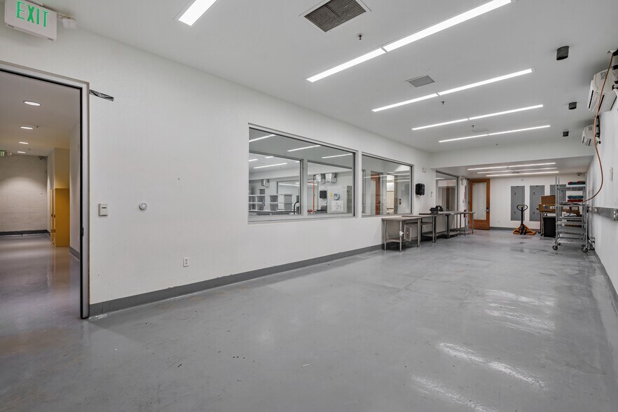 More Photos Of 1320 #1 9th St, Berkeley Industrial For Sale