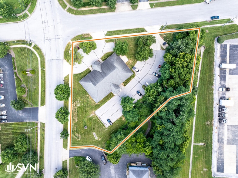 More Photos Of 1708 Jaggie Fox Way, Lexington Office For Sale