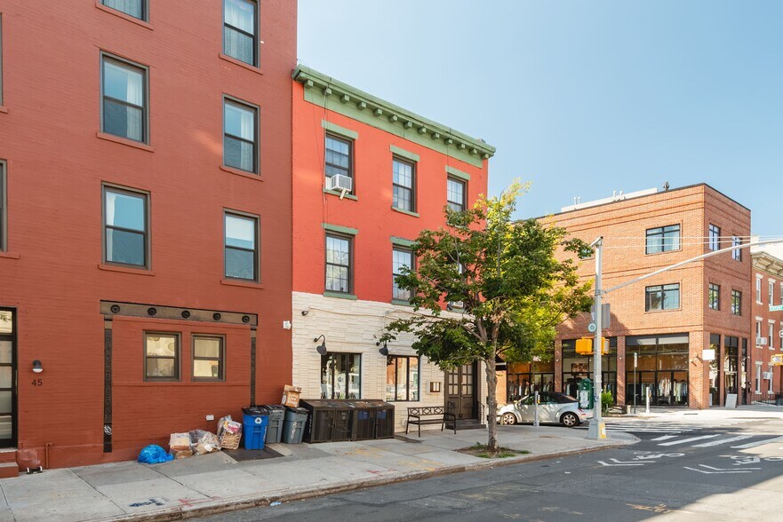 More Photos Of 47 Franklin St, Brooklyn Apartments For Sale