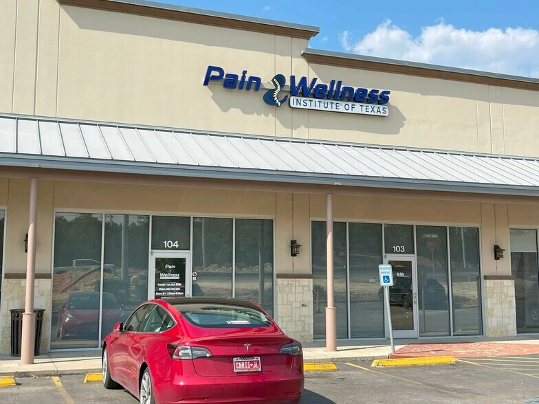 More Photos Of 19750 W Highway 46, Spring Branch Storefront For Lease