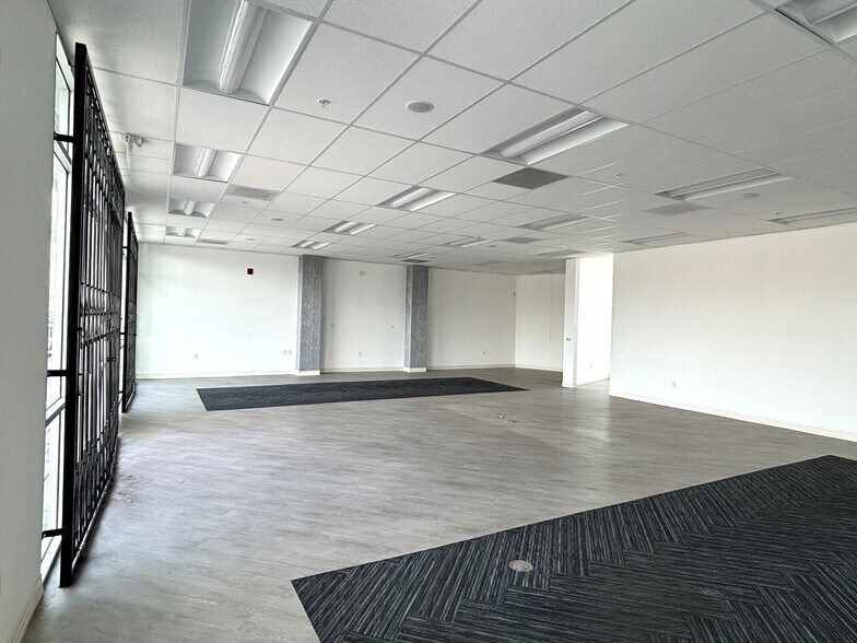 More Photos Of 81952 US Highway 111, Indio Freestanding For Lease