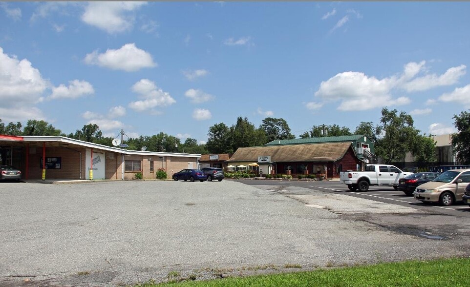 More Photos Of 1302 Monmouth Rd, Mount Holly Storefront Retail Office For Lease