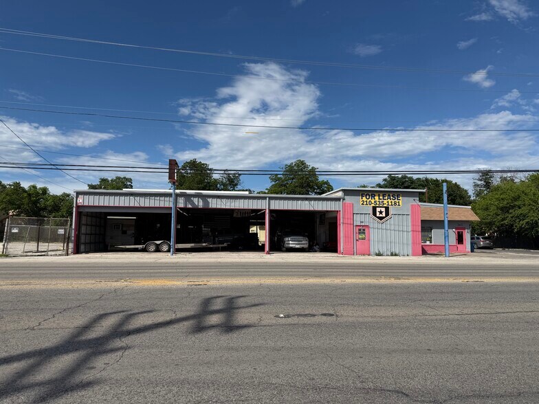 More Photos Of 2602 Fredericksburg Rd, San Antonio Service For Lease