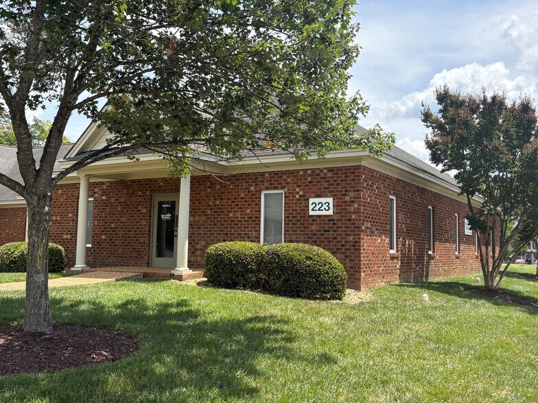 More Photos Of 223 Bulifants Blvd, Williamsburg Medical For Sale