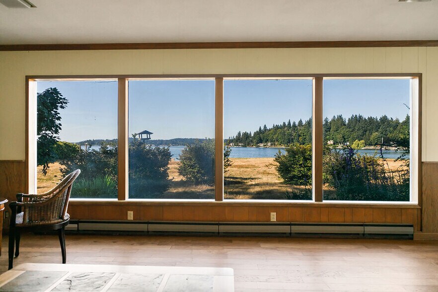 More Photos Of 3026 Marine Dr, Bremerton Specialty For Sale