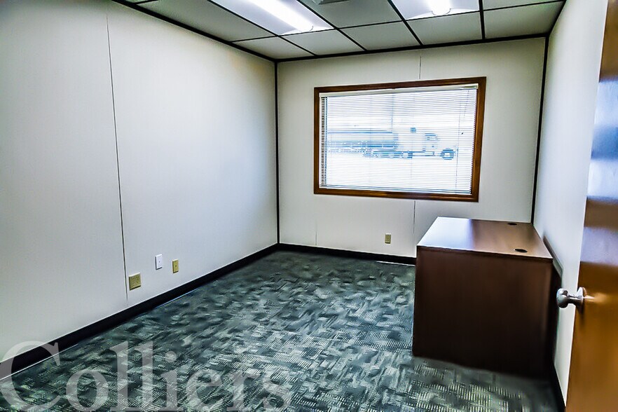 More Photos Of 2647 Kimberly Rd, Twin Falls Warehouse For Lease