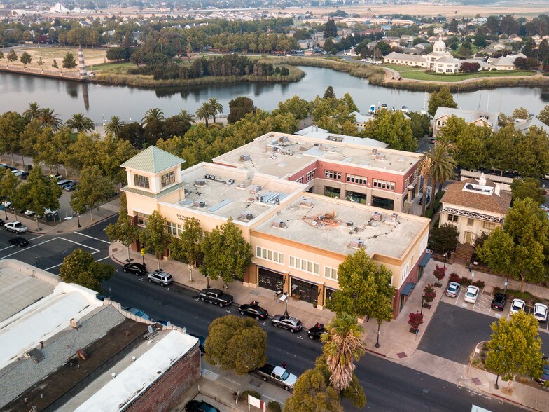 More Photos Of 700 Main St, Suisun City Storefront Retail Office For Sale
