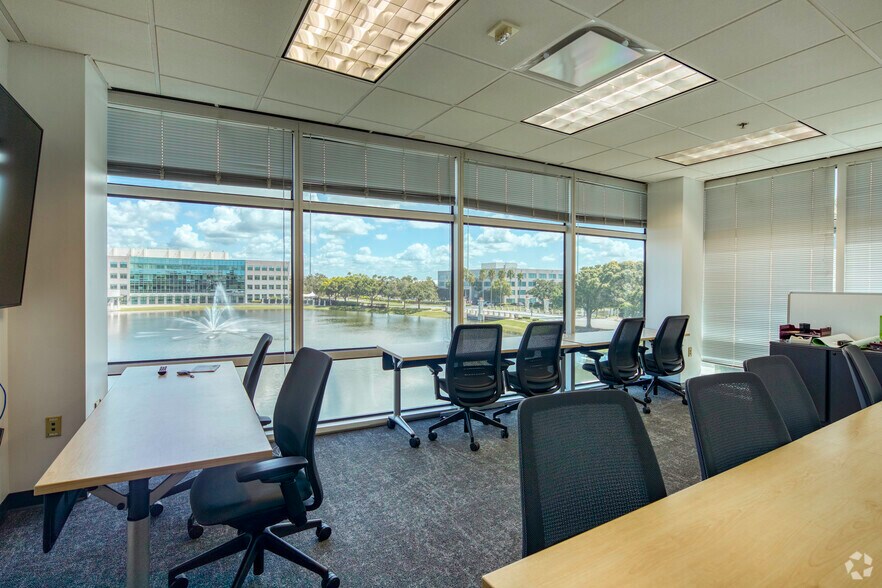 More Photos Of 4925 Independence Pky, Tampa Office For Lease