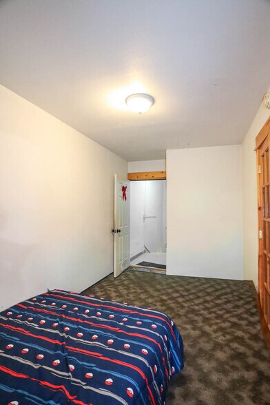 More Photos Of 16 N Main St, Payette Storefront Retail Residential For Sale