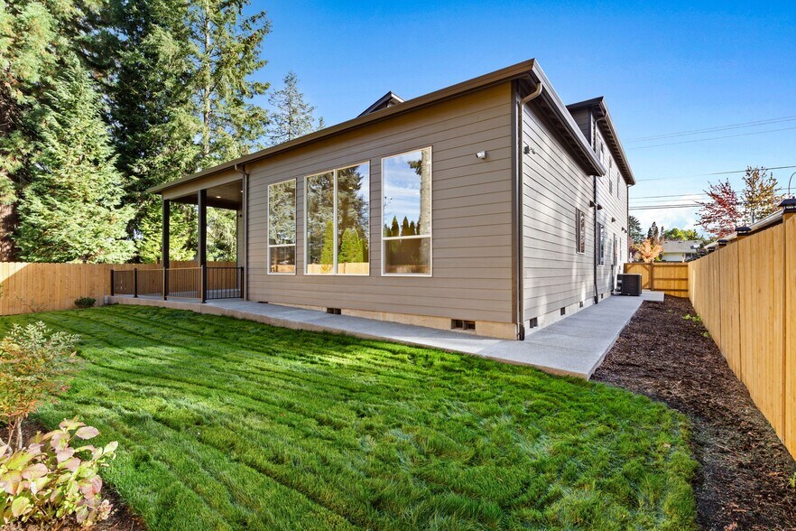 More Photos Of 1801 SE Brookwood Ave, Hillsboro Specialty For Sale