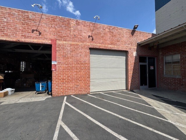 Primary Photo Of 3235 N San Fernando Rd, Los Angeles Warehouse For Lease