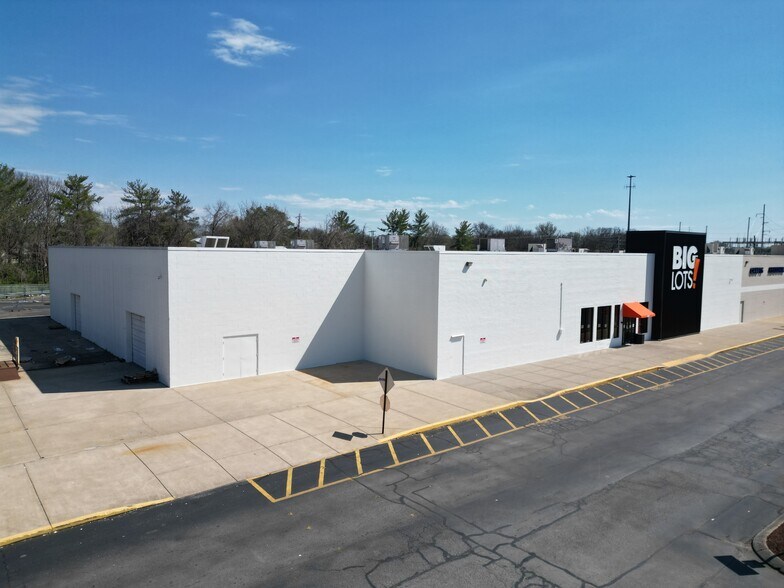 More Photos Of 4101-4109 Lebanon Pike, Hermitage Unknown For Lease