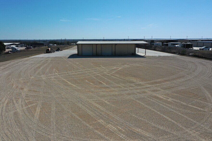 More Photos Of 14752 State Highway 29 hwy, Liberty Hill Industrial For Lease