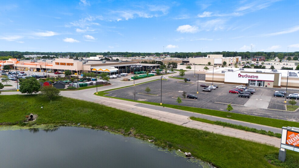 More Photos Of 2211-2417 S Green Bay Rd, Racine Unknown For Lease