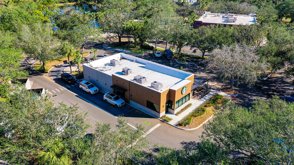 More Photos Of 5901 Fruitville Rd, Sarasota Fast Food For Sale