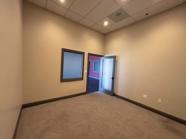 More Photos Of 860 Kaiser Rd, Napa Warehouse For Lease