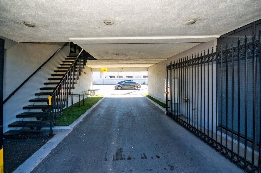 More Photos Of 1532-1538 W Commonwealth Ave, Fullerton Storefront Retail Residential For Lease