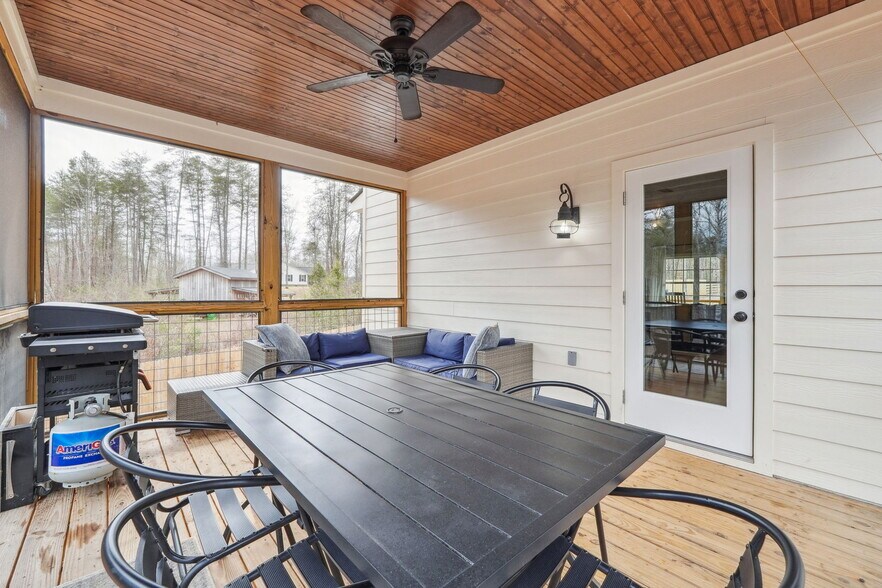 More Photos Of 1300 Preacher Campbell Rd, Clarkesville Multifamily For Sale