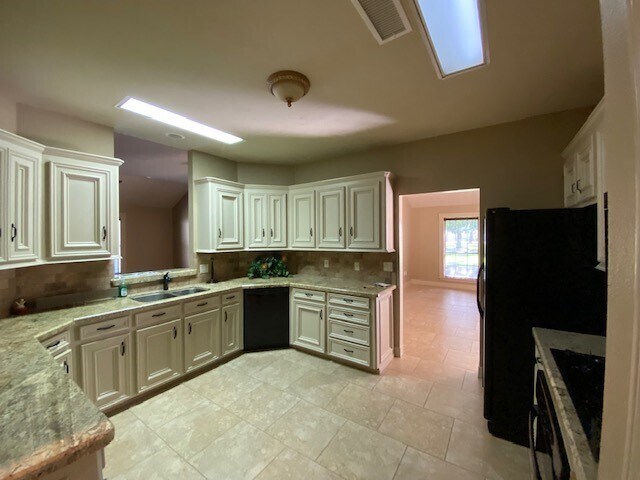 More Photos Of 16228 Huffmeister Rd, Cypress Office For Lease