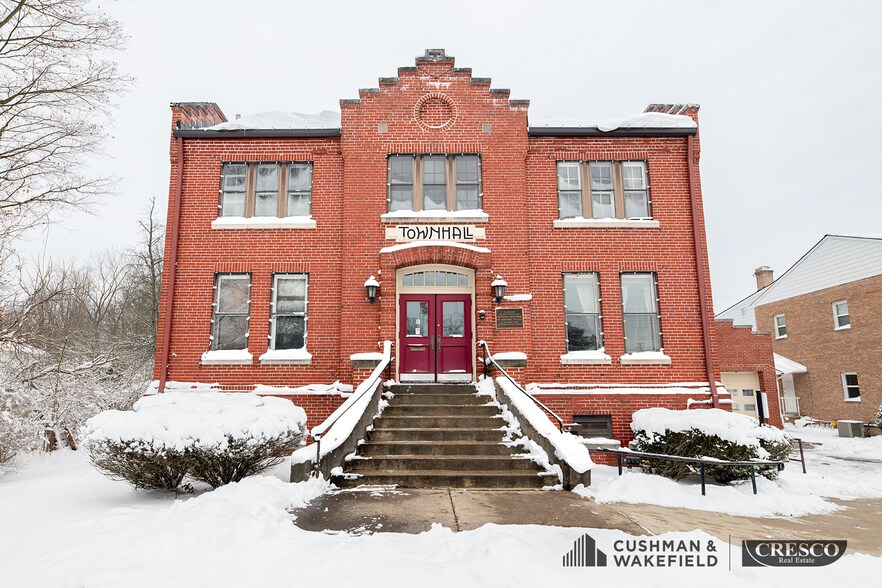 Primary Photo Of 9546 Brandywine Rd, Northfield General Retail For Lease