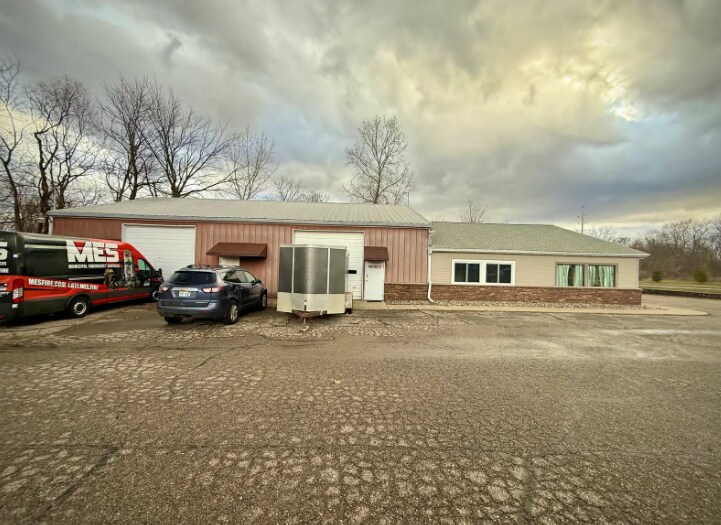 More Photos Of 207 E Kipp Rd, Mason Warehouse For Sale