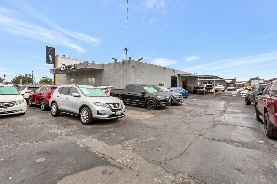 More Photos Of 1731 S Cactus Ave, Rialto Auto Dealership For Sale