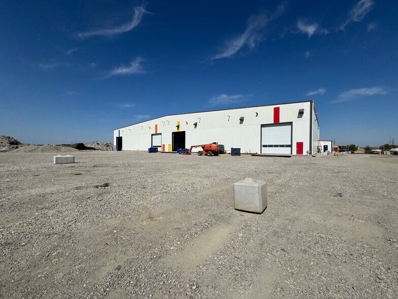 More Photos Of 233181 Rge Rd 283, Rocky View No 44 Unknown For Lease