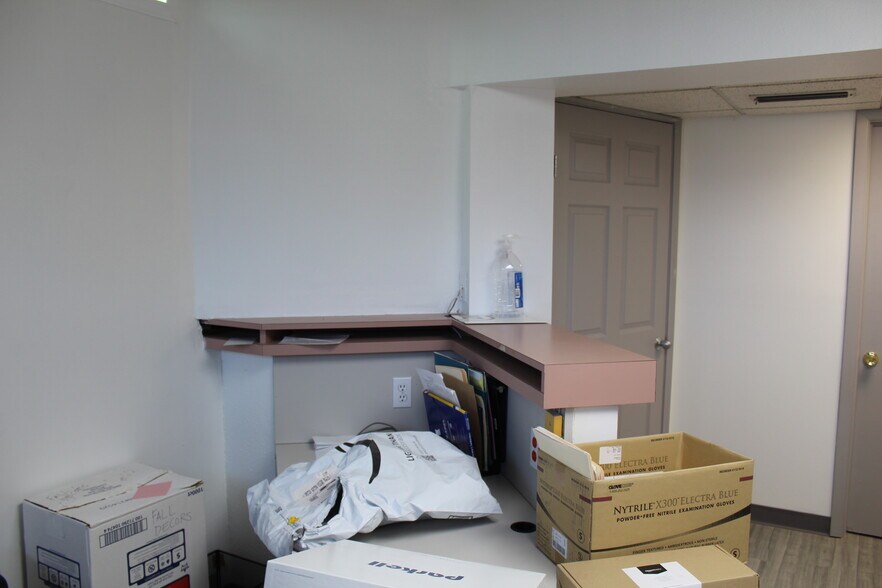 More Photos Of 425-427 S Summit Ave, Fort Worth Medical For Lease