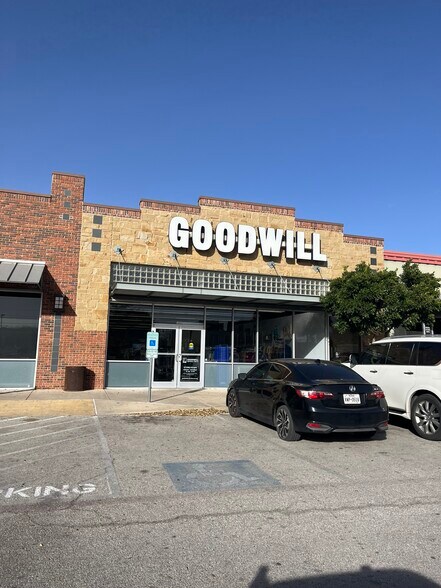 More Photos Of 1408-1412 E Main St, Fredericksburg Unknown For Lease