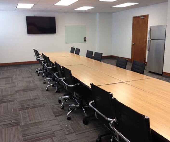 More Photos Of 3100 E 45th St, Cleveland Office For Sale