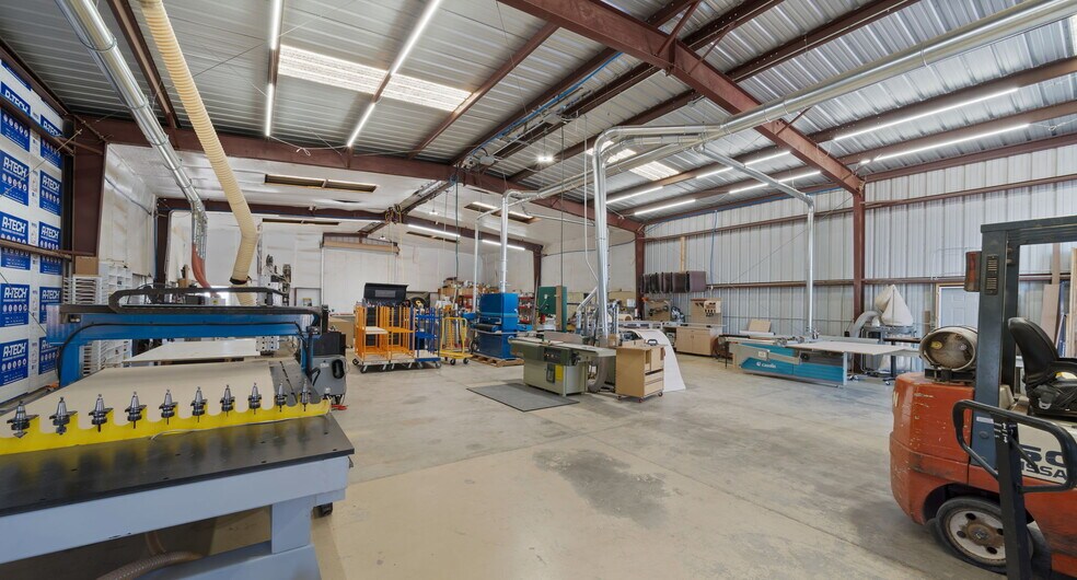 More Photos Of 1935 E Joy Ranch Rd, Phoenix Specialty For Sale