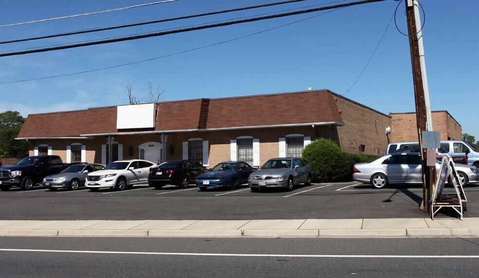 More Photos Of 5808-5812 Kirby Rd, Clinton Unknown For Lease
