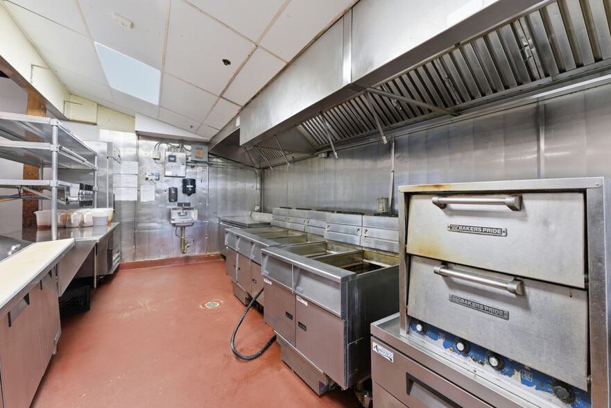 More Photos Of 29 School St, Westfield Freestanding For Sale