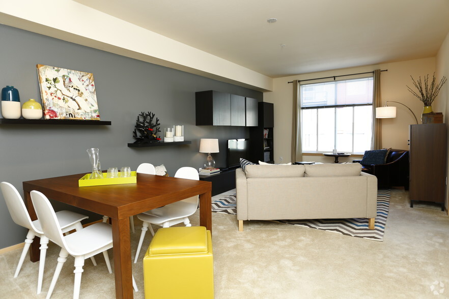 More Photos Of 11718 97th Ln NE, Kirkland Unknown For Sale