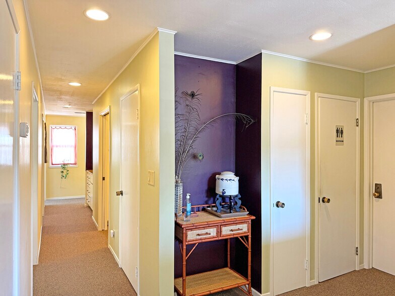 More Photos Of 3929 Grand Ave, Oakland Medical For Lease