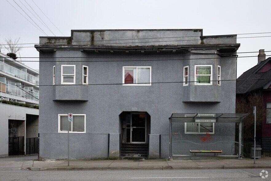 More Photos Of 2532 Fraser St, Vancouver Apartments For Sale