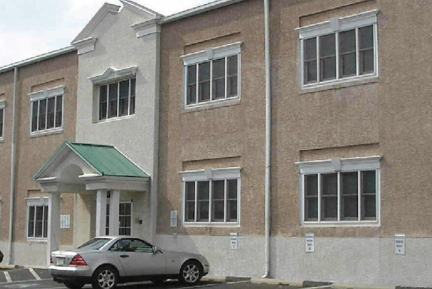 More Photos Of 815 Greenwood Ave, Jenkintown Medical For Sale
