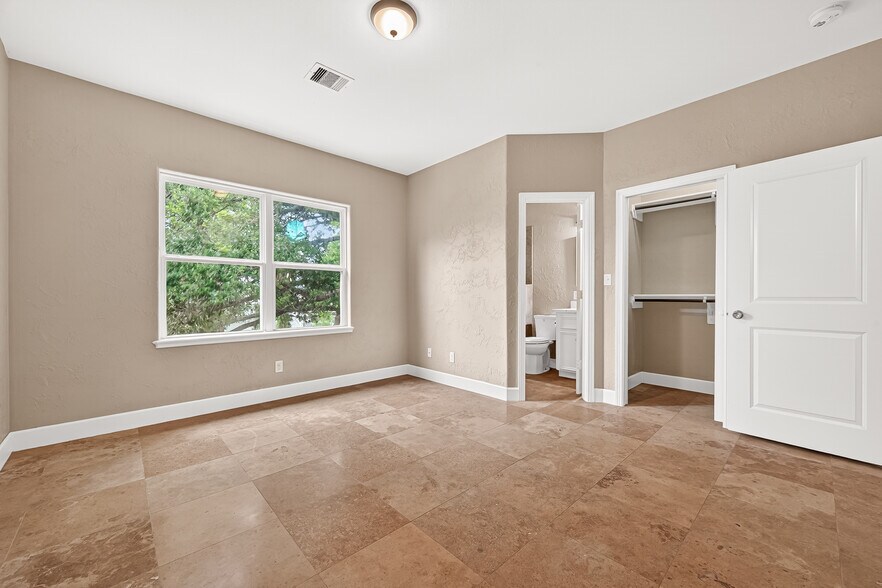 More Photos Of 14134 Packard St, Houston Specialty For Sale