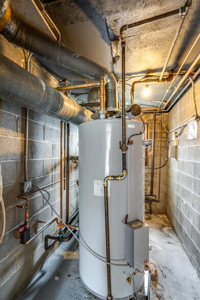 More Photos Of 2615 Ellet Ave, Akron Apartments For Sale