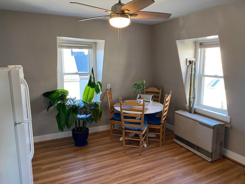 More Photos Of 1 North St, Portland Apartments For Lease