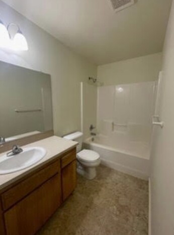 More Photos Of 20855 Nova Loop, Bend Multifamily For Sale