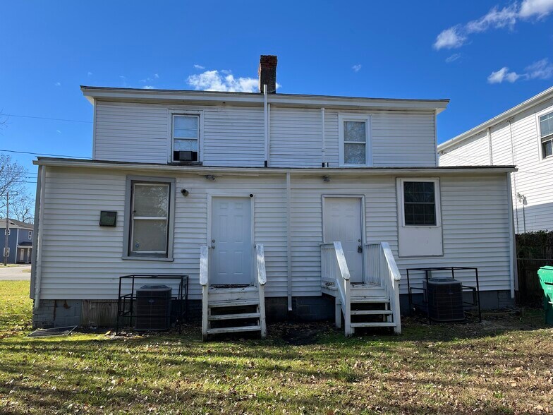 More Photos Of 125 S Chappell St, Petersburg Multifamily For Sale