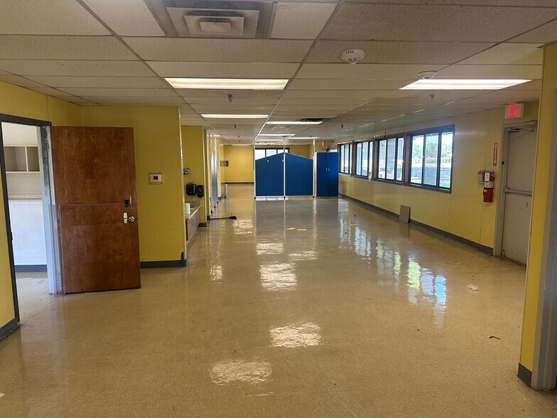 More Photos Of 7135 Sawmill Rd, Dublin Daycare Center For Sale