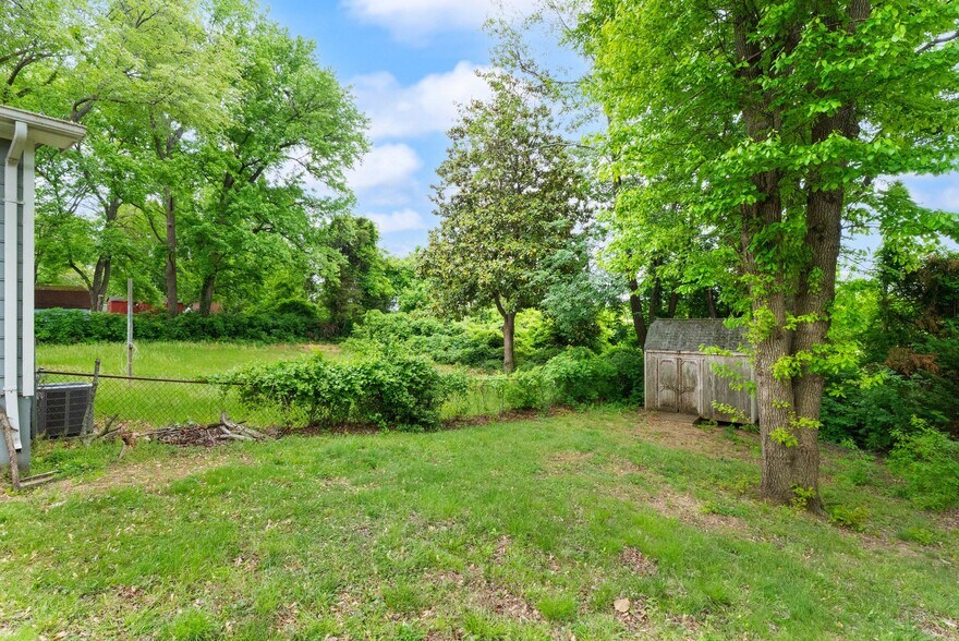 More Photos Of 17423 Wilson St, Dumfries Multifamily For Sale