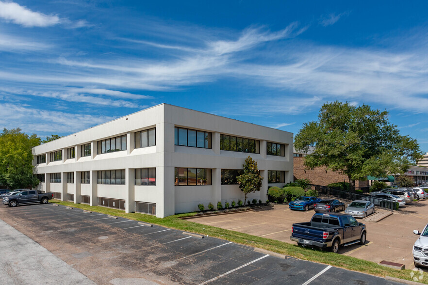 Primary Photo Of 955 Dairy Ashford Rd, Houston Office For Lease