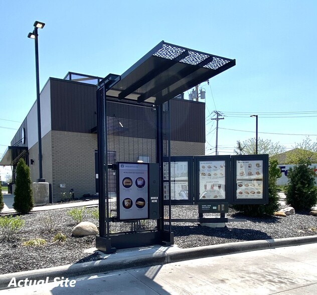 More Photos Of 7715 Mentor Ave, Mentor Freestanding For Sale