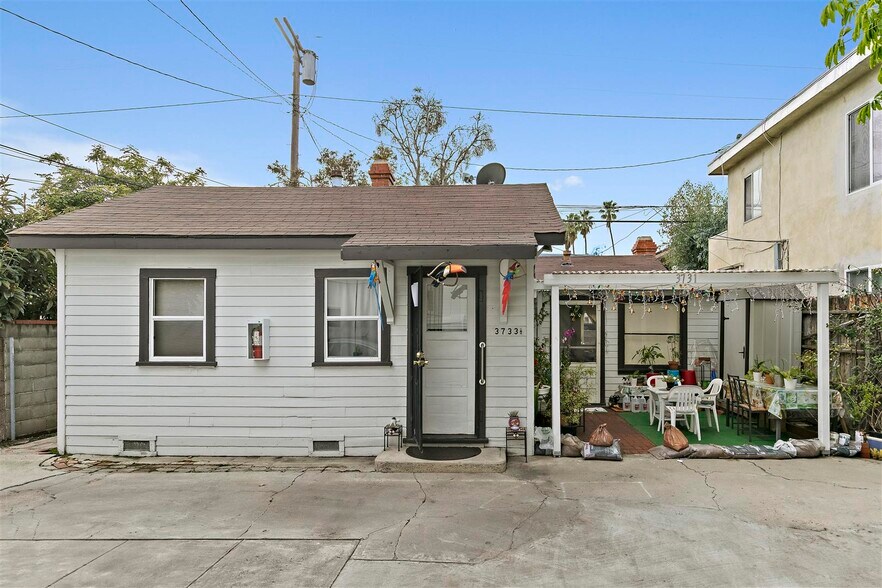 More Photos Of 3731 Glendon Ave, Los Angeles Apartments For Sale