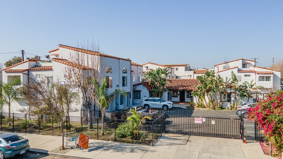 More Photos Of 9261 Wakefield Ave, Panorama City Apartments For Sale