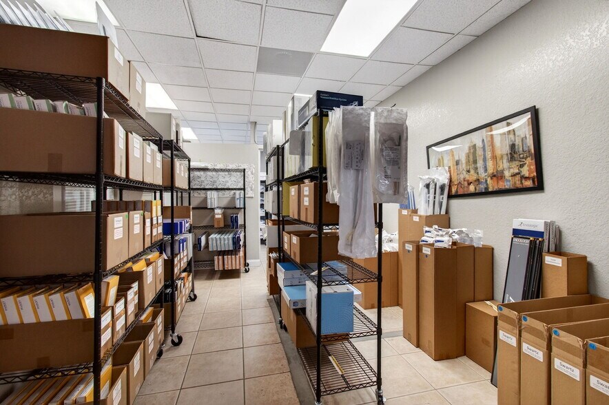 More Photos Of 321 N Railroad Ave, Boynton Beach Unknown For Lease